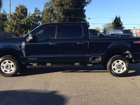 Used 2025 Ford F250 XLT image 8