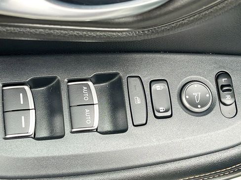 Used 2024 Honda HR-V Sport image 17