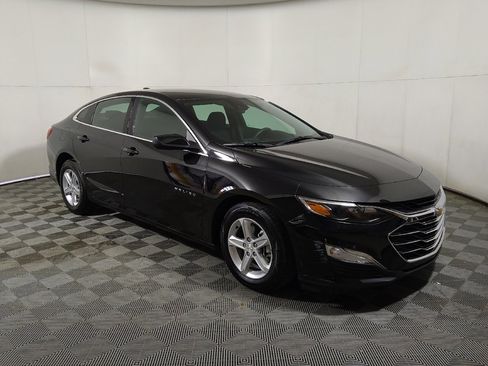 Used 2024 Chevrolet Malibu LS w/ Driver Confidence Package FWD image 11