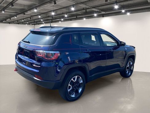 Used 2018 Jeep Compass Trailhawk w/ Leather Interior Group AWD/4WD image 7