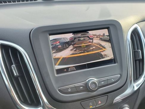 Certified 2024 Chevrolet Equinox LT w/ LPO, Floor Liner Package image 32