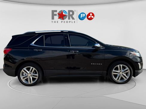 Used 2018 Chevrolet Equinox Premier image 6