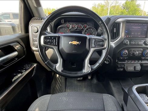Used 2023 Chevrolet Silverado 2500 LT w/ Convenience Package image 5
