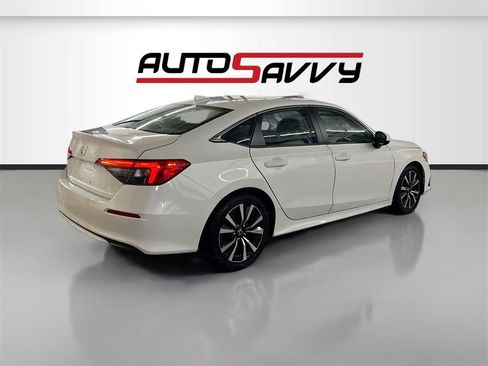 Used 2024 Honda Civic EX image 7