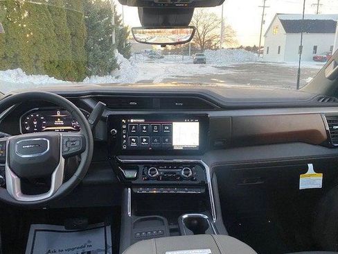 New 2026 GMC Sierra 3500 Denali w/ Denali Reserve Package image 12