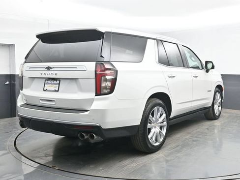 Used 2022 Chevrolet Tahoe High Country AWD/4WD image 14