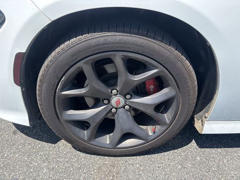 Used 2019 Dodge Charger GT w/ Driver Confidence Group image 11
