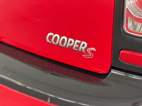 Used 2011 MINI Cooper Clubman S FWD image 12