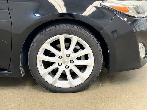 Used 2015 Toyota Avalon Limited FWD image 4