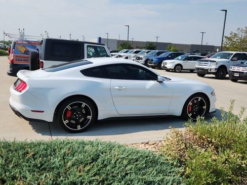 Used 2020 Ford Mustang GT Premium w/ Equipment Group 401A RWD image 2