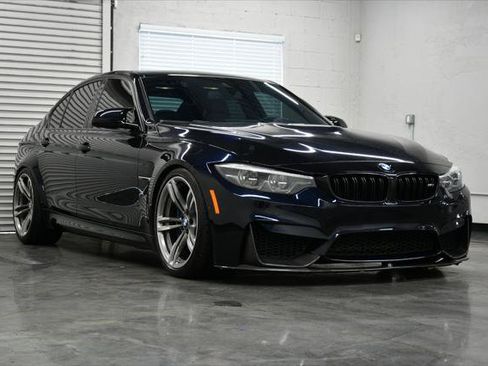 Used 2018 BMW M3 RWD image 25