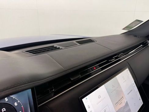 New 2025 Land Rover Range Rover Long Wheelbase SE AWD/4WD image 33