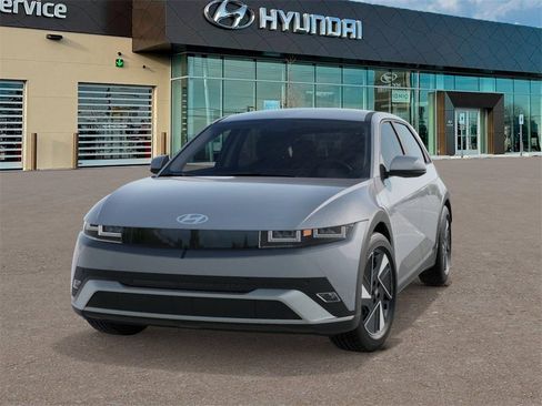 New 2026 Hyundai Ioniq 5 SE image 6