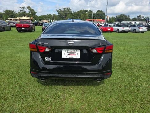 Used 2023 Nissan Altima 2.5 SL FWD image 6