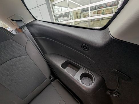 Used 2015 Chevrolet Traverse LT w/ Style and Technology Package image 38