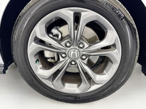 Used 2024 Honda Accord EX image 37