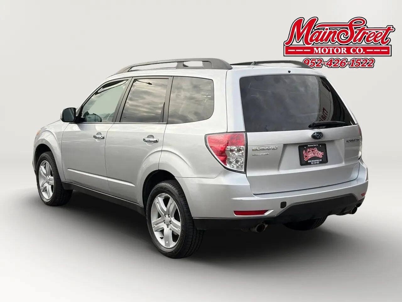 Used 2010 Subaru Forester 2.5X Limited AWD/4WD image 5