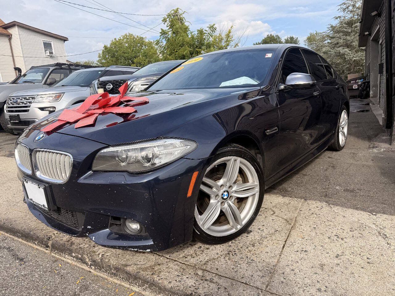 Used 2014 BMW 550i xDrive Sedan AWD/4WD image 2