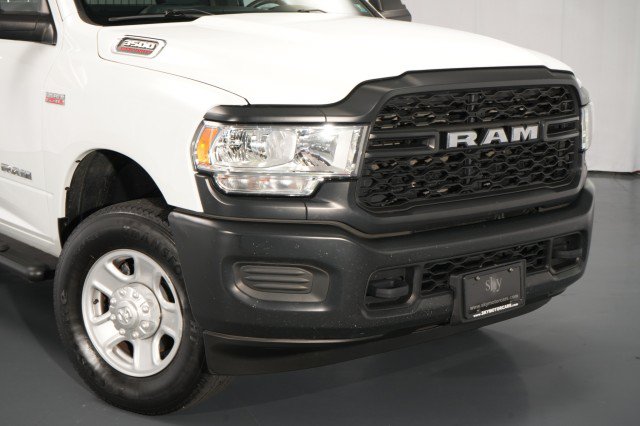 Used 2022 RAM 3500 Tradesman AWD/4WD image 9