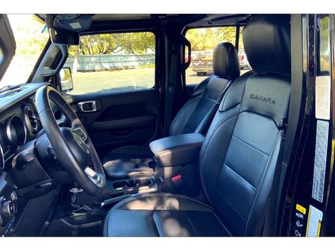 Used 2023 Jeep Wrangler Sahara w/ Dual Top Group image 26