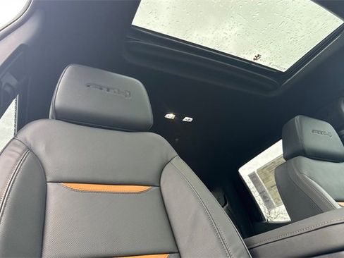 New 2026 GMC Sierra 1500 AT4 w/ AT4 Premium Package image 18