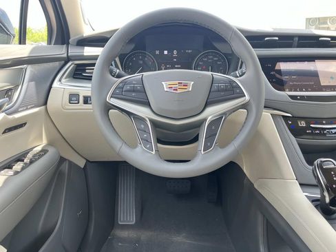 New 2026 Cadillac XT5 Premium Luxury w/ Driver Assist Package AWD/4WD image 14