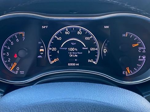Used 2015 Jeep Grand Cherokee Limited w/ Luxury Group II AWD/4WD image 29