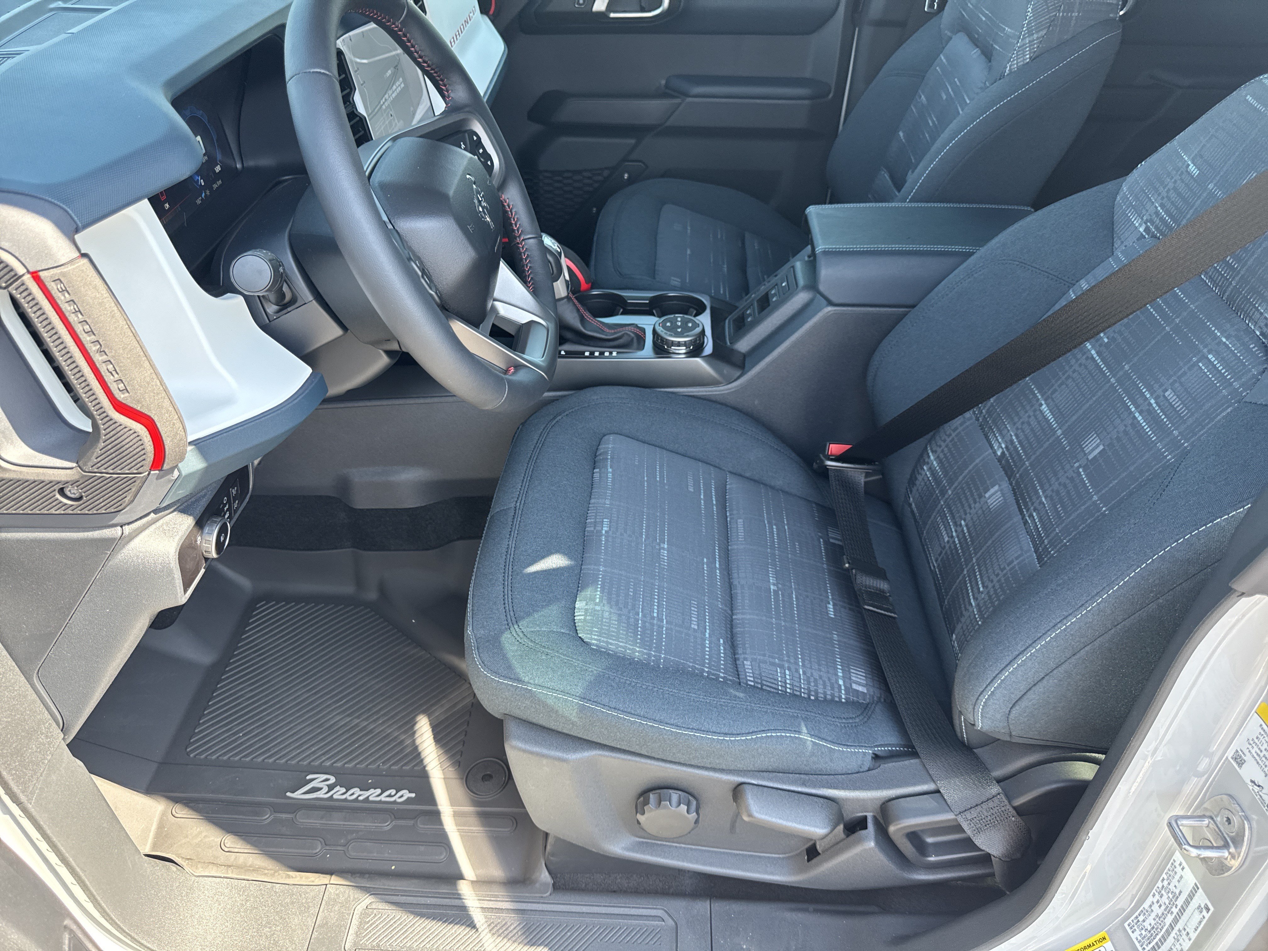 New 2026 Ford Bronco Heritage Edition AWD/4WD image 9