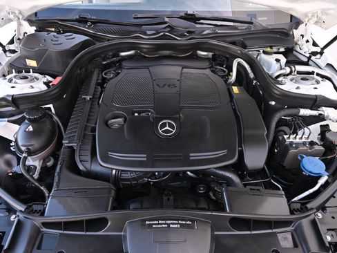 Used 2015 Mercedes-Benz E 350 4MATIC Wagon image 47