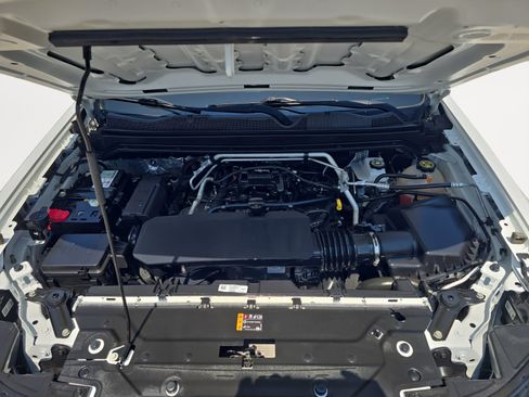 Used 2023 Chevrolet Colorado W/T w/ WT Convenience Package RWD image 24