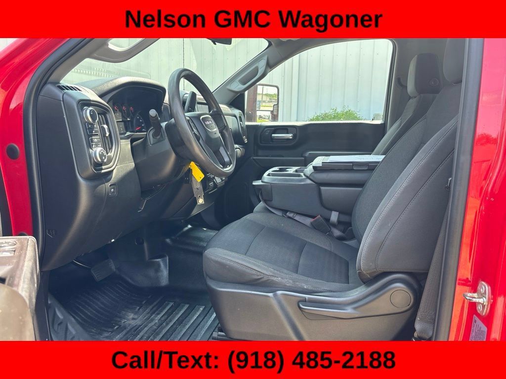 Used 2021 GMC Sierra 3500 4x4 Regular Cab w/ Convenience Package image 14