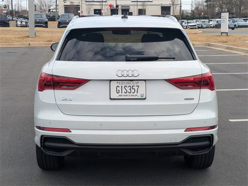 Used 2024 Audi Q3 2.0T Premium Plus image 5