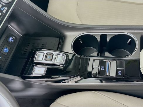 Certified 2023 Hyundai Sonata SEL w/ Convenience Package image 17