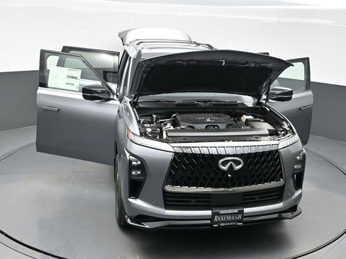New 2026 INFINITI QX80 4WD w/ Sport Exterior Package image 40