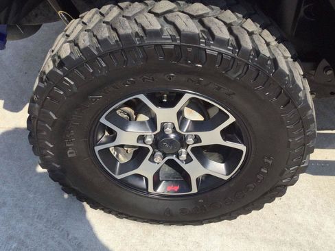 Used 2018 Jeep Wrangler Unlimited Rubicon AWD/4WD image 10