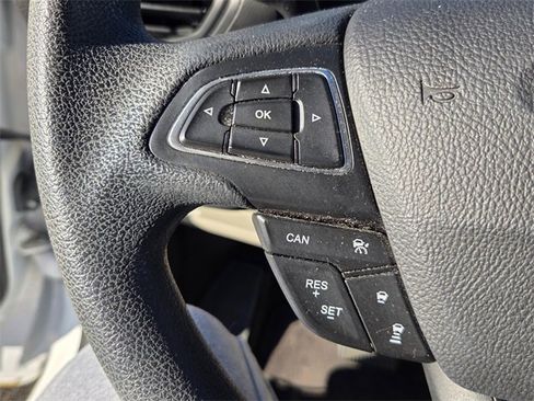 Used 2019 Ford Escape SE image 13