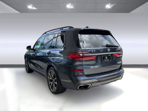 Used 2021 BMW X7 M50i w/ Dynamic Handling Package AWD/4WD image 3