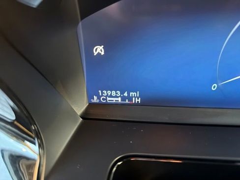 Used 2024 Lincoln Corsair AWD image 20