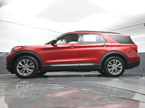 Used 2021 Ford Explorer XLT w/ Equipment Group 202A image 37