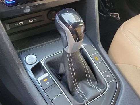 Used 2023 Volkswagen Tiguan SE R-Line FWD image 30