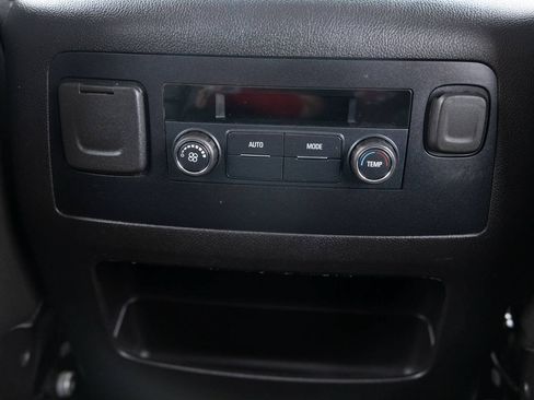 Used 2018 Chevrolet Tahoe LT AWD/4WD image 36