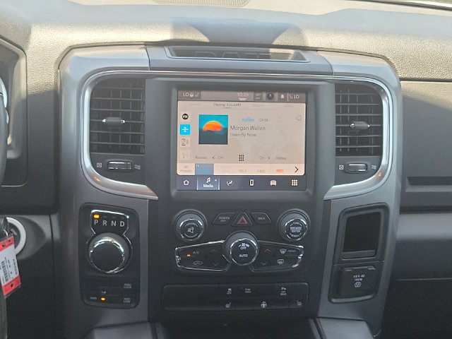 Used 2024 RAM 1500 Warlock AWD/4WD image 10