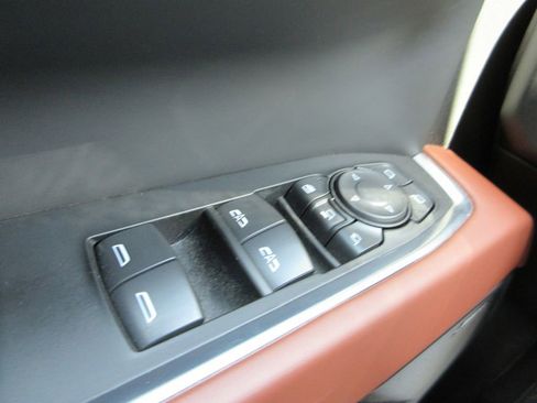 Certified 2026 GMC Sierra 3500 Denali Ultimate AWD/4WD image 33