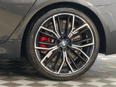 Used 2022 BMW M550i xDrive AWD/4WD image 89