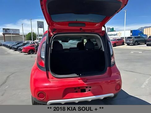Used 2018 Kia Soul + FWD image 14