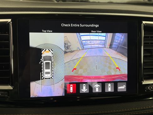 Used 2021 Chrysler Pacifica Pinnacle image 27