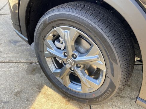 New 2026 Honda HR-V LX image 13