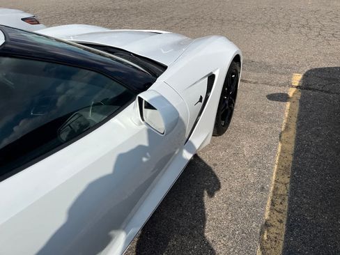 Used 2017 Chevrolet Corvette Stingray Coupe w/ Carbon Flash Badge Package RWD image 17