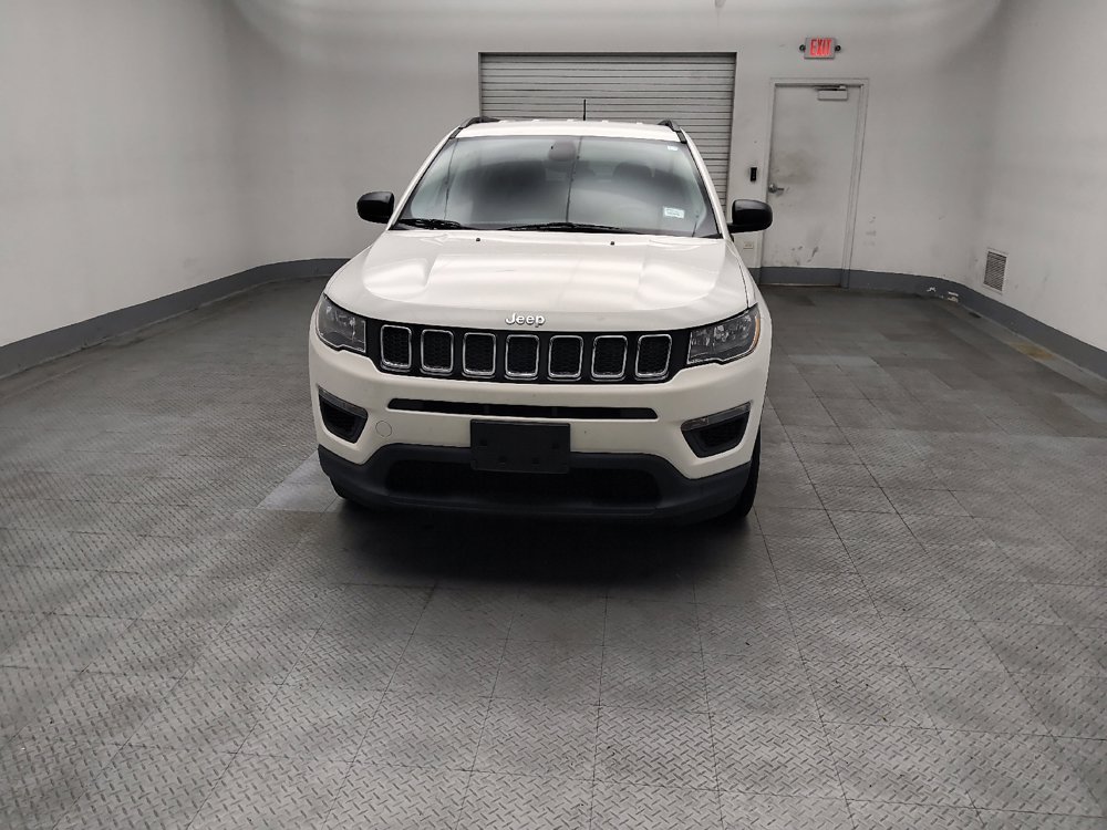 Used 2018 Jeep Compass Sport AWD/4WD image 14