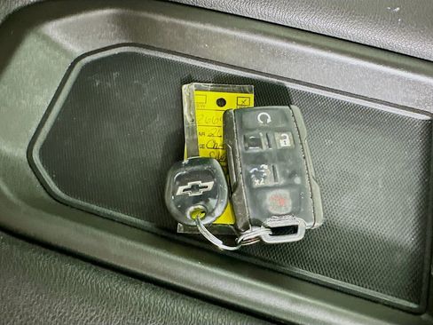 Used 2023 Chevrolet Silverado 2500 Custom w/ Custom Value Package image 37